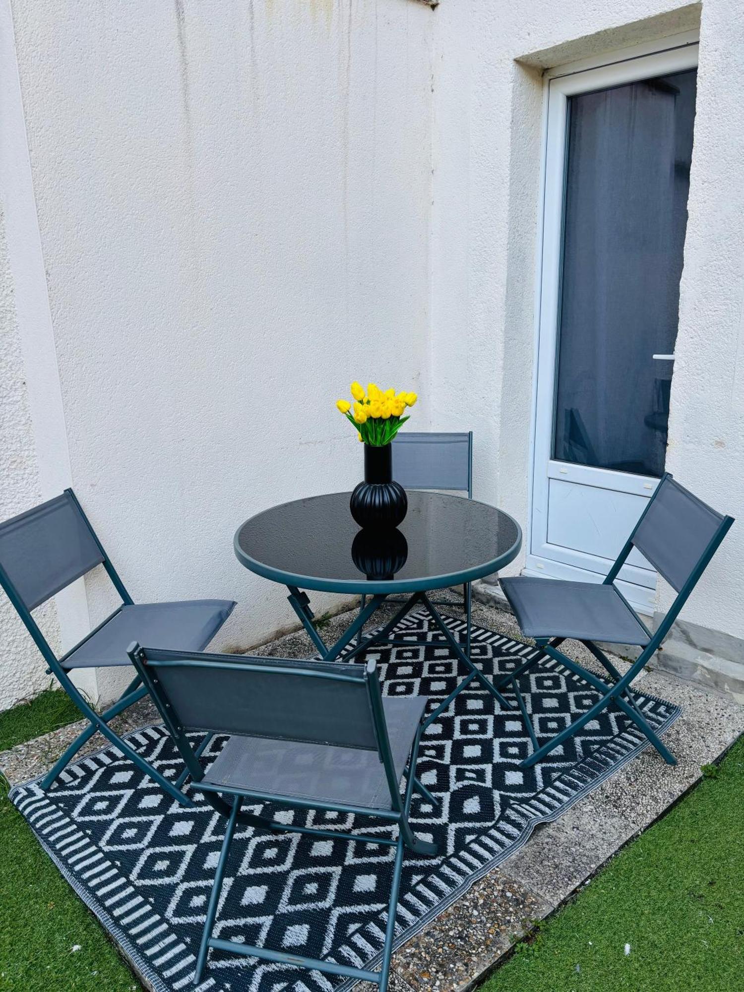 Petille En Champagne - 1 Chambre - Terrasse Épernay Zewnętrze zdjęcie